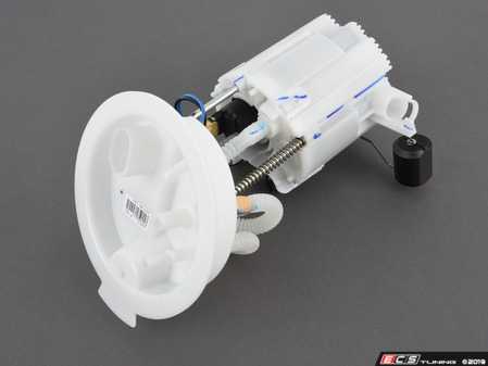 ES#4020133 - 16117243972 - Low Pressure Fuel Filter/Pump Assembly - Includes fuel pump, level sensor, and fuel filter - Bosch - BMW