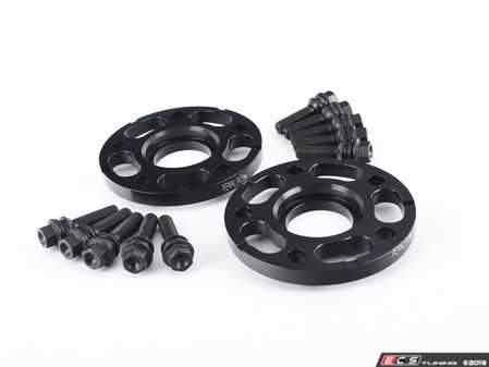 ES#3613670 - LS1015MMKT -  Rennline Wheel Spacer Kit - 15mm - Includes one pair of 15mm spacers and black zinc coated extended-length lug bolts for your Porsche - Rennline - Porsche