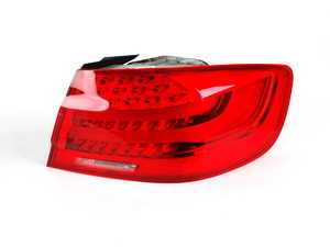 ES#1898130 - 63217251960 - LCI Tail Light - Right - The right tail light mounted in the body - Genuine BMW - BMW