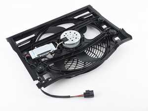 ES#4023569 - 64546988913 - E46 Auxiliary Pusher Fan Assembly - With Frame - Cooling fan mounted in front of the radiator - URO - BMW