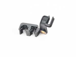 ES#2100562 - 16127199667 - PIPE CLIP - Genuine BMW - BMW