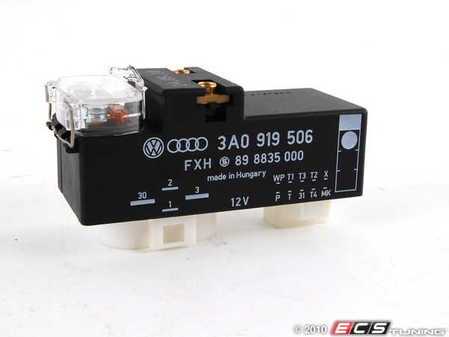 ES#3971038 - 3A0919506 - Auxiliary Fan Control Unit - Located near coolant reservoir - Meyle - Volkswagen