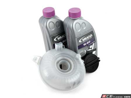 ES#3672037 - 5q0121321KT - Coolant Expansion Tank Kit  - Clean up your engine bay or replaced your cracked unit with a new coolant expansion tank replacement kit. - Assembled By ECS - Audi Volkswagen