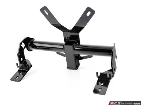 ES#3482807 - 13136 - CURT Class 3 Trailer Hitch - CURT class 3 trailer hitches are engineered to be strong and capable, having a quality steel frame and a solid finish - Curt Trailers - Audi Porsche