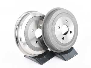 ES#3639757 - 34211101741brmKT - Rear Brake Drums - Pair - Rear axle fitment - Both left and right - Brembo - BMW
