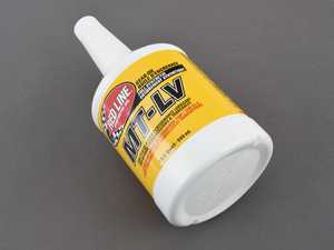 ES#4017709 - 50604 - Red Line MT-LV Synthetic Gear Oil - 1 Quart - 70W/75W GL-4 High-Performance lubricant for manual and SMG transmissions and transaxles - Redline - BMW Volkswagen
