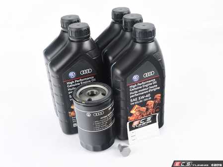 ES#2561262 - 4CYLOEM - Oil Service Kit - Featuring original Volkswagen oil and filter - Assembled By ECS - Volkswagen