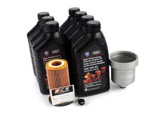 ES#2804833 - MK525OEMKT8 -  Genuine Oil Service Kit - With Magnetic Drain Plug & Silver Aluminum Oil Filter Housing - Includes Genuine oil, filter, magnetic drain plug, and silver aluminum filter housing - Assembled By ECS - Volkswagen