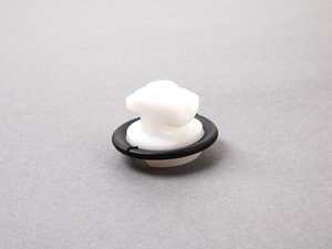 ES#98833 - 51417007118 - Fastener  - Used in front doors to hold the insulation together - Genuine BMW - BMW