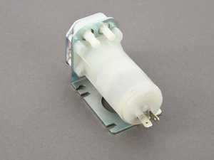 ES#4069226 - 61661358328 - Windshield Washer Pump - Keep your windshield clean in any weather - Continental - BMW