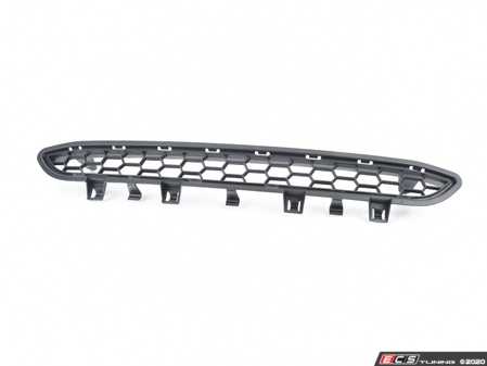 ES#3140855 - 51118056258 - Upper Center Grille - Located in the front bumper - Genuine BMW - BMW