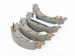 ES#4135701 - 867698520X - Rear Brake Shoe Set - Contains only the rear brake shoes - Meyle - Volkswagen