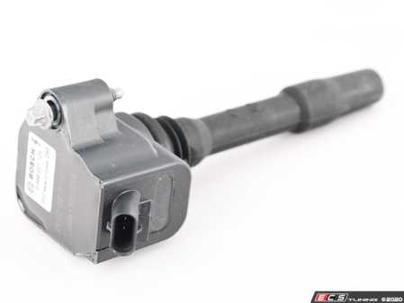 ES#4024184 - 12122455258boKT - Ignition Service Kit - Includes 6 NGK High Power spark plugs and 6 Bosch ignition coils. - Assembled By ECS - BMW