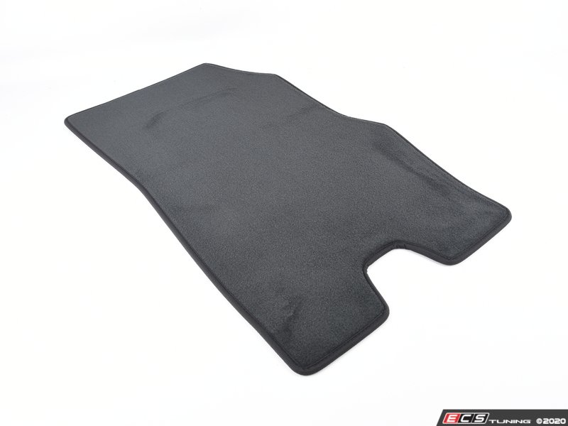 Genuine BMW 51477389887 I8 Floor Mat Set (51477389887)