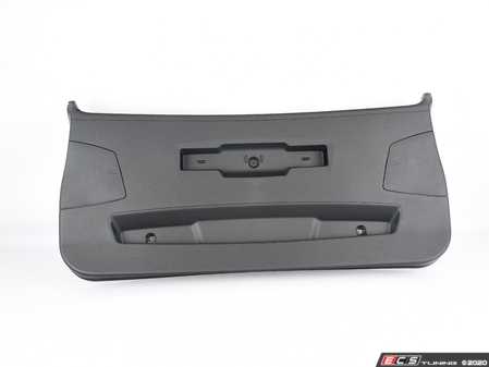 ES#3082832 - 51497350851 - LOWER TAIL LID TRIM - Genuine BMW - BMW