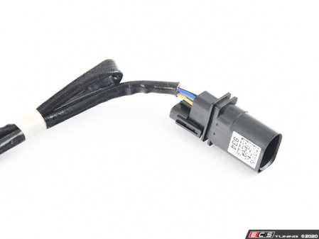 ES#3627543 - 06M906265A - Front Oxygen Sensor  - Keep your engine running efficiently - Genuine Volkswagen Audi - Audi