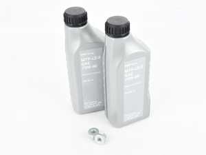 ES#4147450 - 83222339221gKT - Manual Transmission Service Kit - With Genuine BMW transmission fluid and plugs - Genuine BMW - BMW