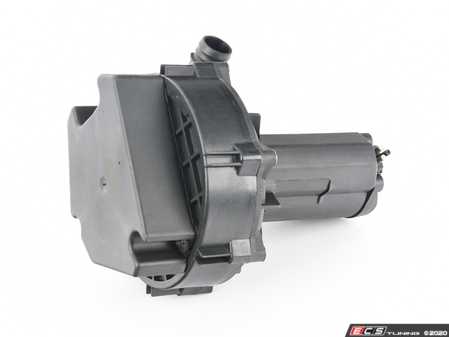 ES#4164609 - 0001403785  - Air Pump  - Located on the front of the intake manifold - Hamburg Tech - Mercedes Benz
