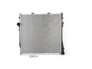 ES#3492056 - 17101439101 - E53 Radiator - Standard replacement radiator - Nissens - BMW