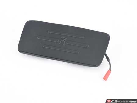 ES#4070793 - IDKBMWE9X - E9x Wireless Device Charging Unit - Seamless Wireless charging in your BMW! No wire cutting or splicing required. - Induktiv - BMW