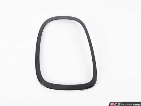 ES#3574462 - 63217464171 - Rear Taillight Black Line Surround - Left - Upgrade to the black line trim, jet black ring - Genuine MINI - MINI