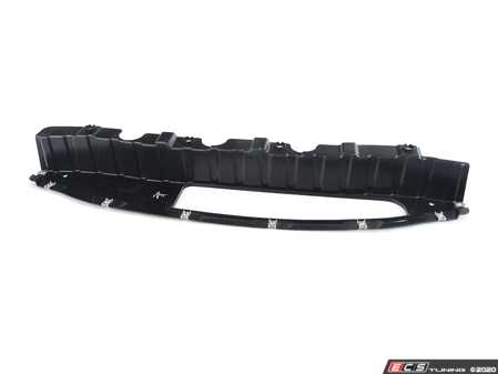 ES#2921647 - 51127338781 - COVER, TRAILER COUPLING, CEN - Genuine BMW - BMW