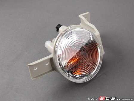 ES#1981594 - 63137165862 - Turn Signal Assembly - Front Right - (NO LONGER AVAILABLE) - Replace your cracked and broken lens - TYC - 