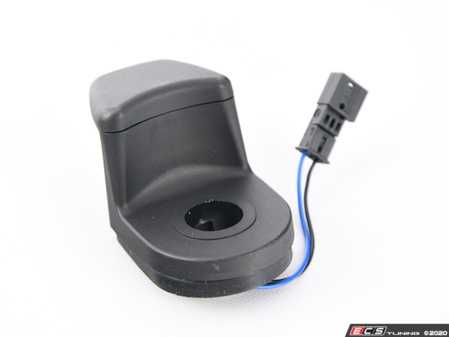 ES#4164935 - 61319200673 - Rear Window Release Button - For opening rear hatch glass - Vemo - BMW
