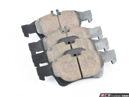 ES#3161634 - EUR986 - Rear Euro Ceramic Brake Pad Set - For those looking for a low dust replacement brake pad. Does not include new brake pad wear sensors. - Akebono - Mercedes Benz