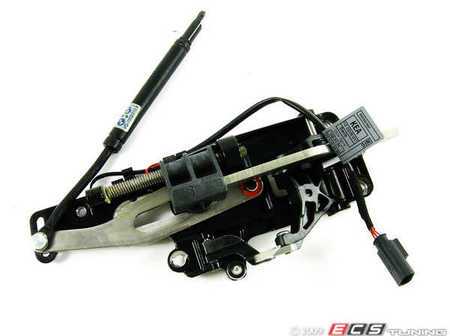 ES#158596 - 54347031361 - Convertible Top Latch - Left - Roof mounted latch that holds the roof closed - Genuine BMW - BMW