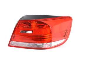 ES#3146647 - 63217162302 - E93 Taillight for Fender - Outside tail light on the body frame - ULO - BMW