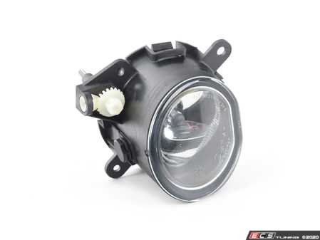 ES#3984797 - 63176925049 - Front Fog Light - Left LAB582
 - Mounts behind the bumpber section - Magneti Marelli - MINI
