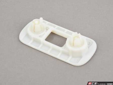 ES#2814038 - 165807193B - Big Bumper Guide Piece-Priced Each - Plastic oval piece that is mounted on the front fender that the bumper slides on and secures. - Hamburg Tech - Volkswagen