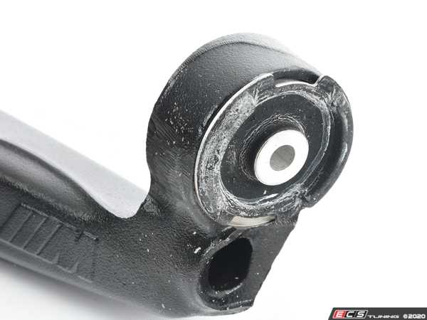 Genuine BMW - 33322227078 - TRAILING ARM RIGHT (33-32-2-227-078)