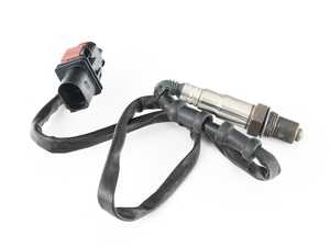ES#2748742 - 07L906262R - Front Oxygen Sensor - Keep your engine running efficiently - Walker - Audi