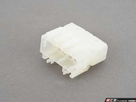 ES#3614215 - 61131378137 - PLUG HOUSING, WHITE - Genuine MINI - 