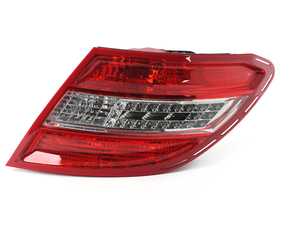 ES#4461752 - 204906880264 - REAR LAMP COMBINATION - Genuine Mercedes Benz - Mercedes Benz
