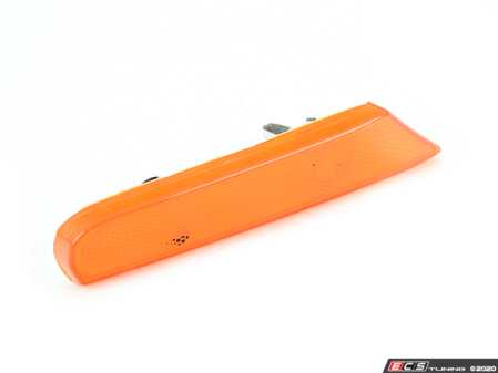 ES#3551654 - 99663103802 - Front Side Marker Assembly - Right - Replacement side marker assembly - URO - Porsche