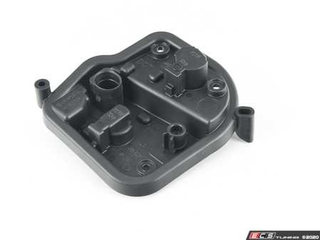 ES#2541634 - 8K5945258H - Bulb Carrier - Right Outer - Keep your lights working like new - Genuine Volkswagen Audi - Audi