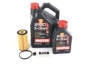ES#2784943 - MK525T3KKT2 -  Oil Service Kit - With Magnetic Drain Plug - Includes Motul 5w-40 oil, Mann filter, and ECS magnetic drain plug - Assembled By ECS - Volkswagen