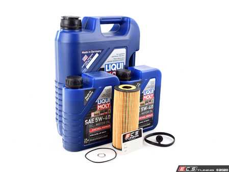 ES#1885280 - 32A4PRMOIL -  Oil Service Kit - Premium  - Includes Hengst oil filter, drain plug/washer, and 7 liters of LIQUI MOLY Voll-Synthese 5w-40 oil - Assembled By ECS - Audi
