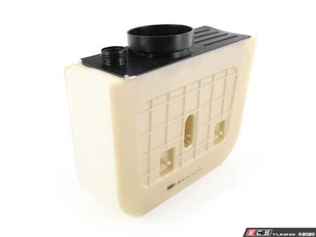 ES#4352523 - 4M0133843C - Air Filter - Proper air flow is essential for both performance and economy driving - Mann - Audi