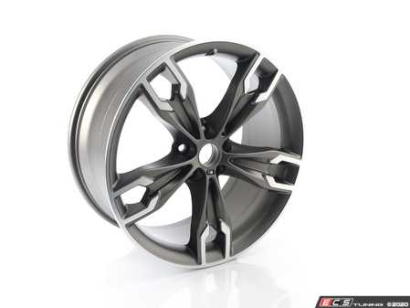 ES#3185140 - 36117855088 - Bmw Light Alloy Wheel Double Spoke 668M - 20" - Elevate your BMW's aesthetics and performance with the Genuine BMW Light Alloy Wheel Double Spoke 668M in a striking 20" size. This intricately designed alloy wheel perfectly complements your vehicle, offering a blend of style and functionality. Crafte - Genuine BMW - BMW