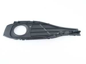 ES#3421329 - 51117432618 - CLOSED GRID, RIGHT - Genuine BMW - BMW