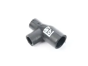 Breather Hose on Valve Cover (Center)