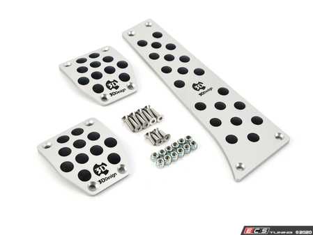 ES#3623070 - 6103-23011 - Footrest Cover - Made from billet aluminum with anti-slip rubber inserts. - 3D Design - BMW