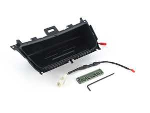 ES#4376247 - IDKBMWE8XWTCF2 - E8x Wireless Device Charging Unit - Carbon With Black Tray - Pre-Installed In Center Console Tray - Seamless Wireless charging in your BMW! No wire cutting or splicing required. Preinstalled in a center console storage tray for ease of installation. - Induktiv - BMW