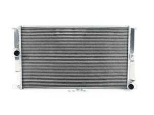 ES#4147446 - 7080 - High-Performance Radiator - Manual Transmission - Featuring an all-aluminum tank and core plus OE-style quick connects. Lower engine temperatures mean more power and longer life of engine components! - CSF - BMW
