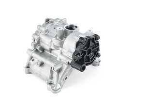 ES#3028909 - 11417643046 - Oil Pump - Keep your engine lubricated properly - Genuine BMW - BMW