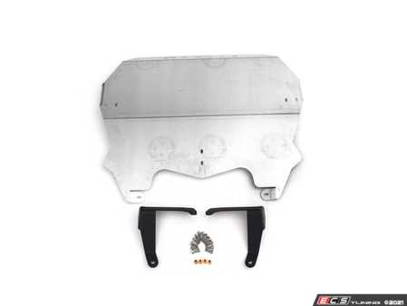 ES#4362471 - 008271la09KT - E70 Overland Skid Plate Kit - Protect your vehicle's oil pan with this 1/4" (6.35mm) thick aluminum skid plate - ECS - BMW